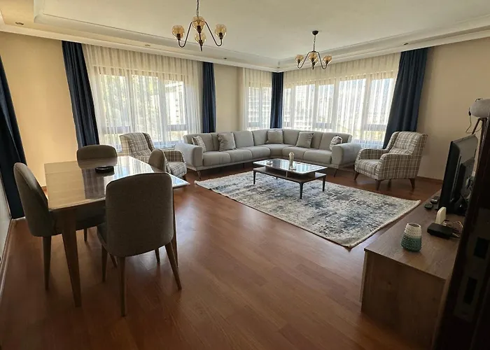 Corner Luxury Suit